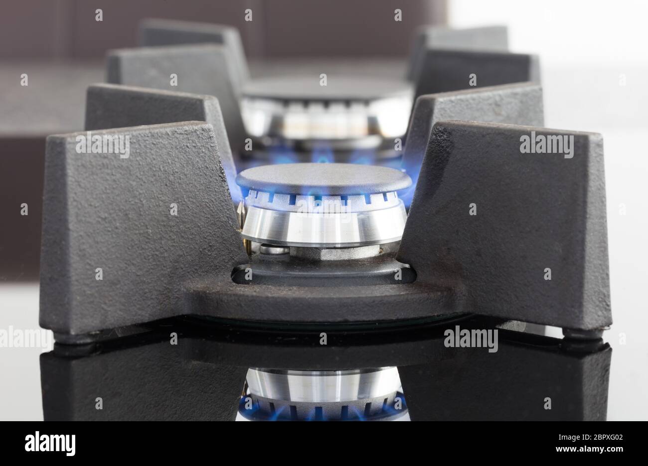 Modernes Glas Herd, Gas Herd, Schwarz - Niederländisch Stockfoto