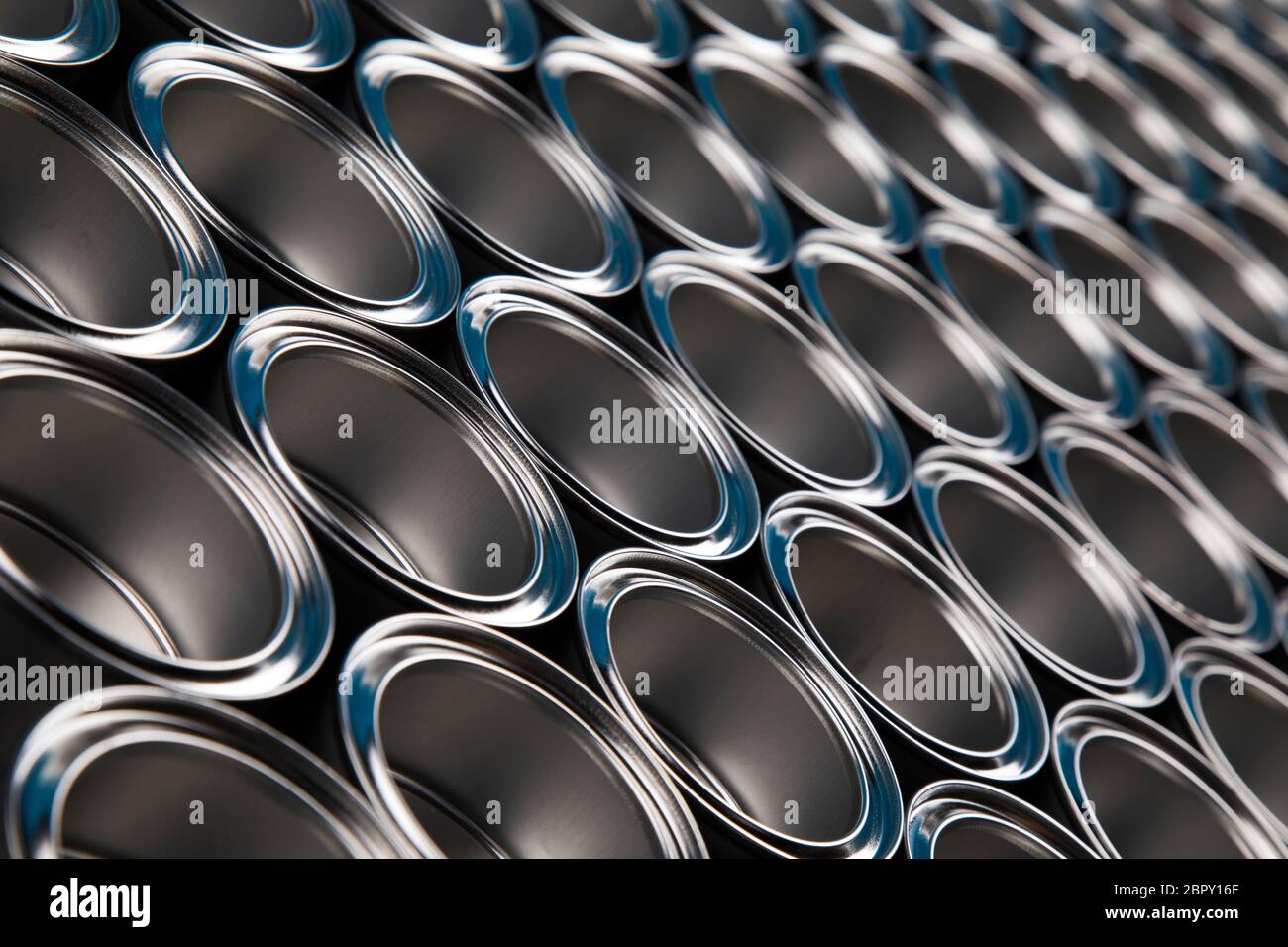Metalldose Paint Cans Hintergrund Stockfoto
