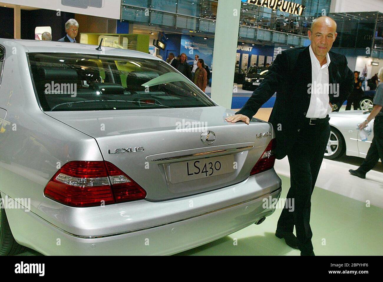 Toyota Köln Lexus Präsentation der Kölner Schauspieler Heiner