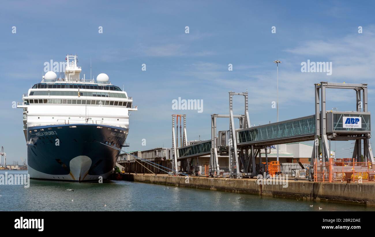 Marella Cruises MV Marella Explorer 2 liegt in Southampton Docks, Hafen Southampton, Southampton, Hampshire, England, UK Stockfoto