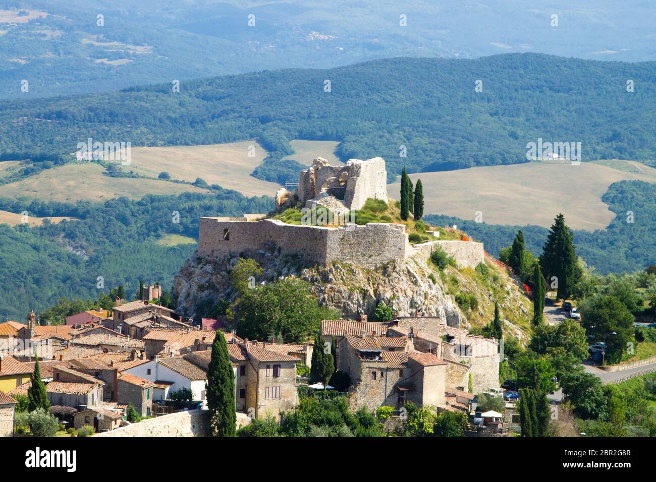 Rocca d'Orcia Luftaufnahme, toskanischen Stadt, Italien. Italienische Landschaft Stockfoto