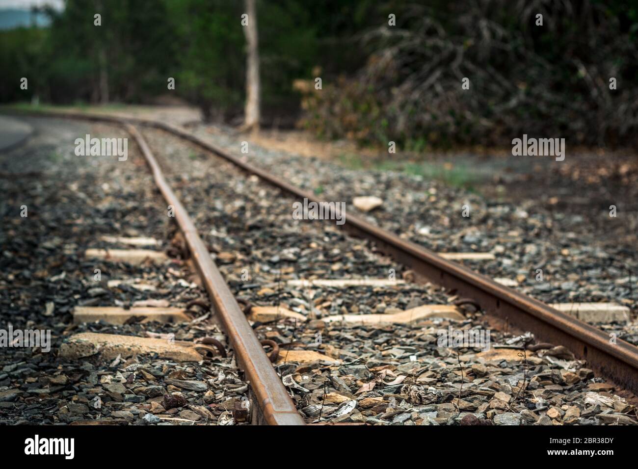 Alte Eisenbahn auf dem Land Stockfoto