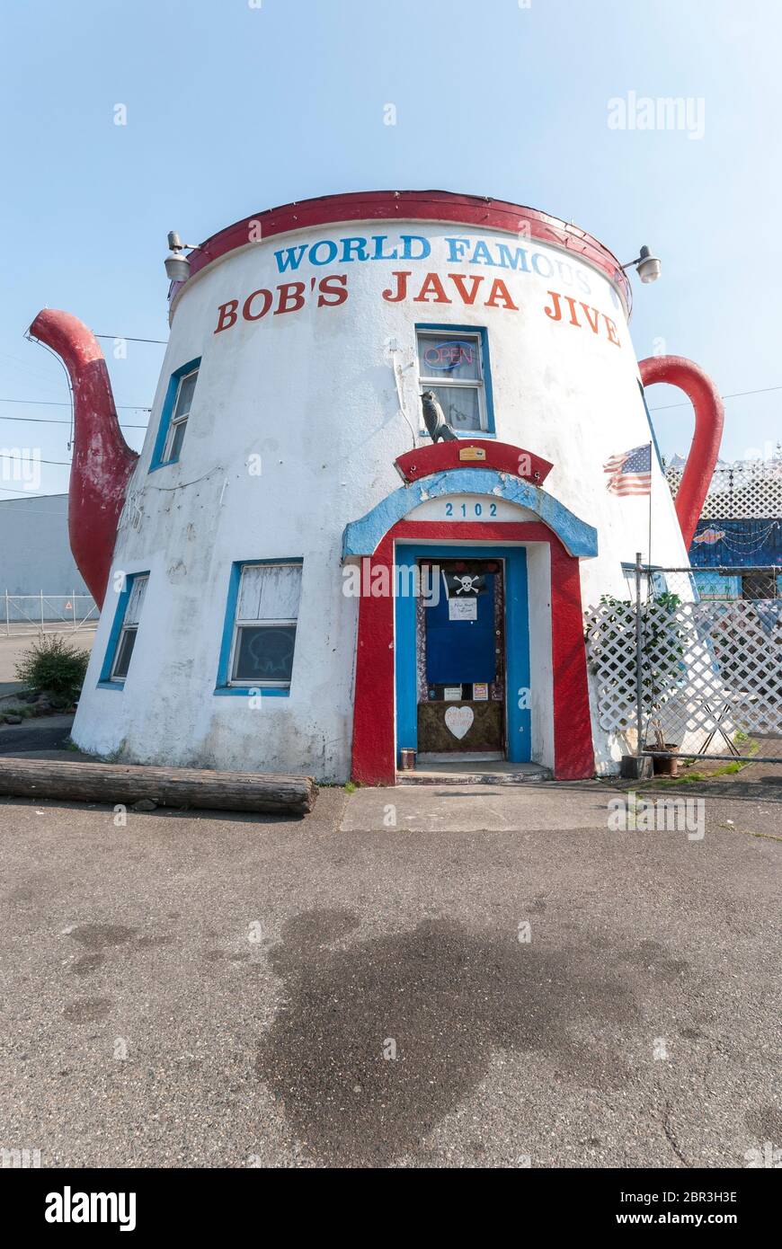 Weltberühmtes Bob's Java Jive Kaffeepot geformtes Restaurant in 2102 South Tacoma Way, in Tacoma Washington. Stockfoto