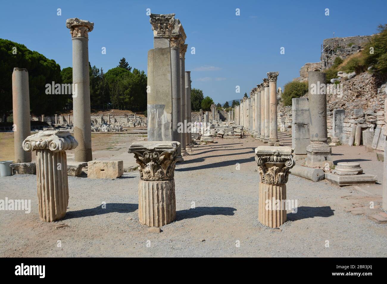 Die Ruinen der antiken Stadt Ephesus in der Türkei. Frühchristliche Basilika. Stockfoto