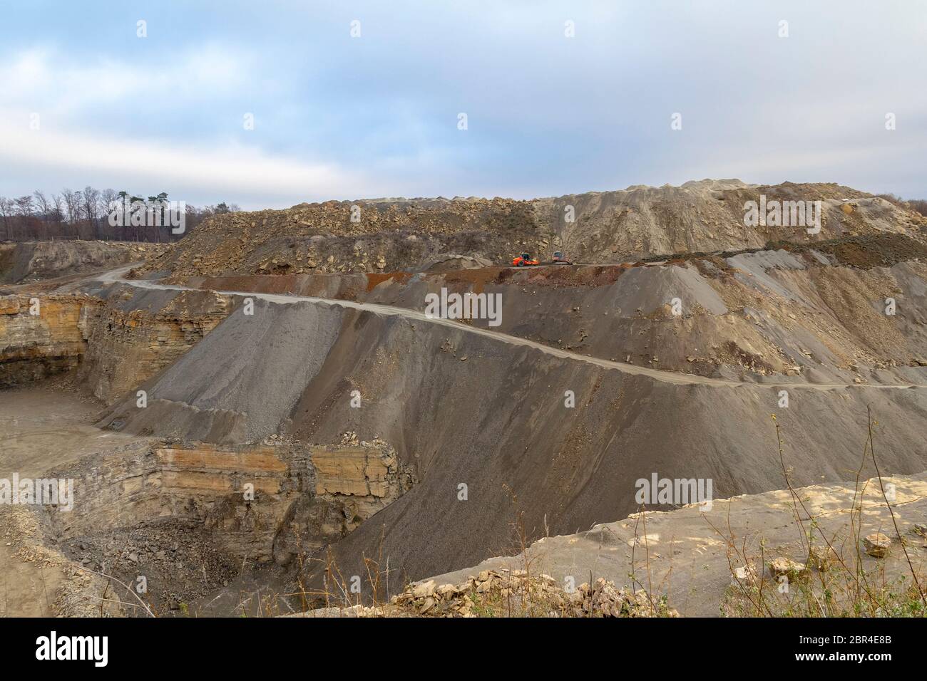 Verwöhnen heap Landschaft in einem Steinbruch in Süddeutschland Stockfoto