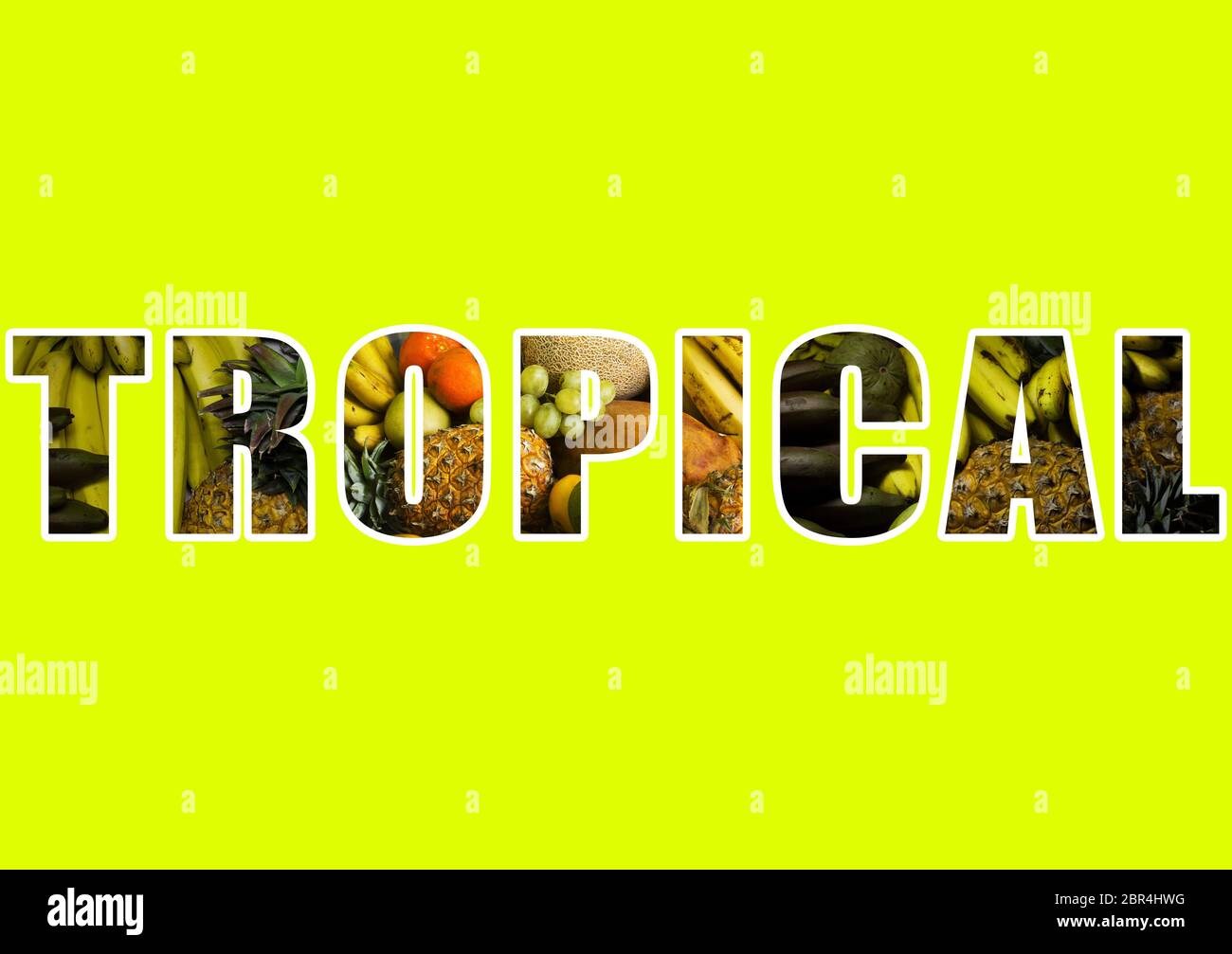 Das Wort Tropical mit einem 3d-Effekt geschrieben mit mehreren tropischen Früchten im Text auf einem hellen gelben Hintergrund Stockfoto