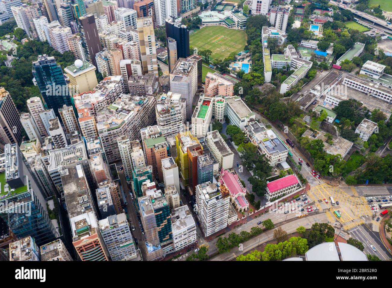 Tsim Sha Tsui, Hongkong 21. April 2019: Blick von oben auf die Stadt Hongkong Stockfoto