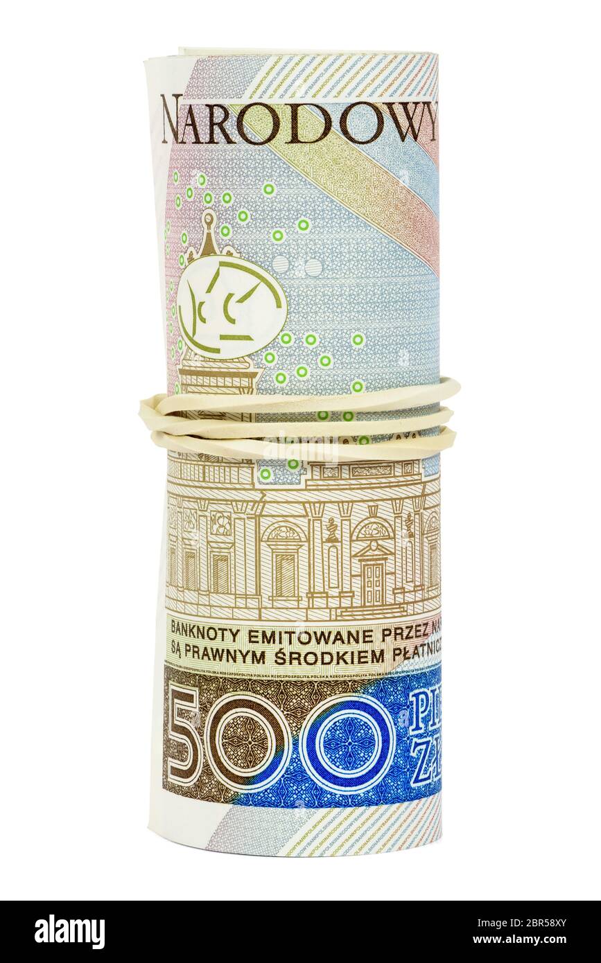 Polnische Banknoten von 500 PLN mit Gummi isoliert auf weißem Hintergrund mit Clipping-Pfad gerollt Stockfoto
