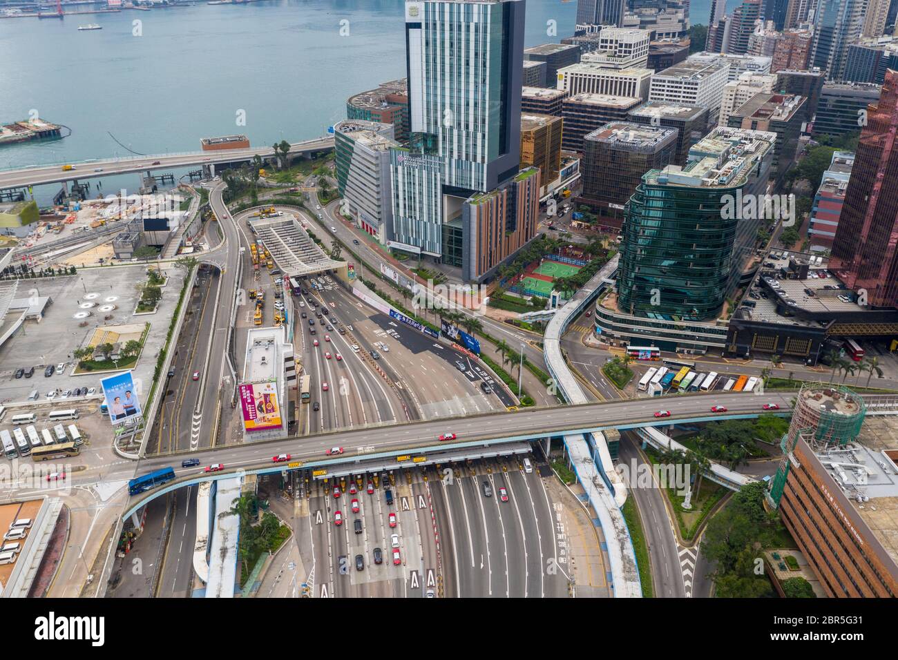 Hung Hom, Hongkong 21. April 2019: Ansicht des Cross Harbour Tunnels in Hongkong von oben Stockfoto