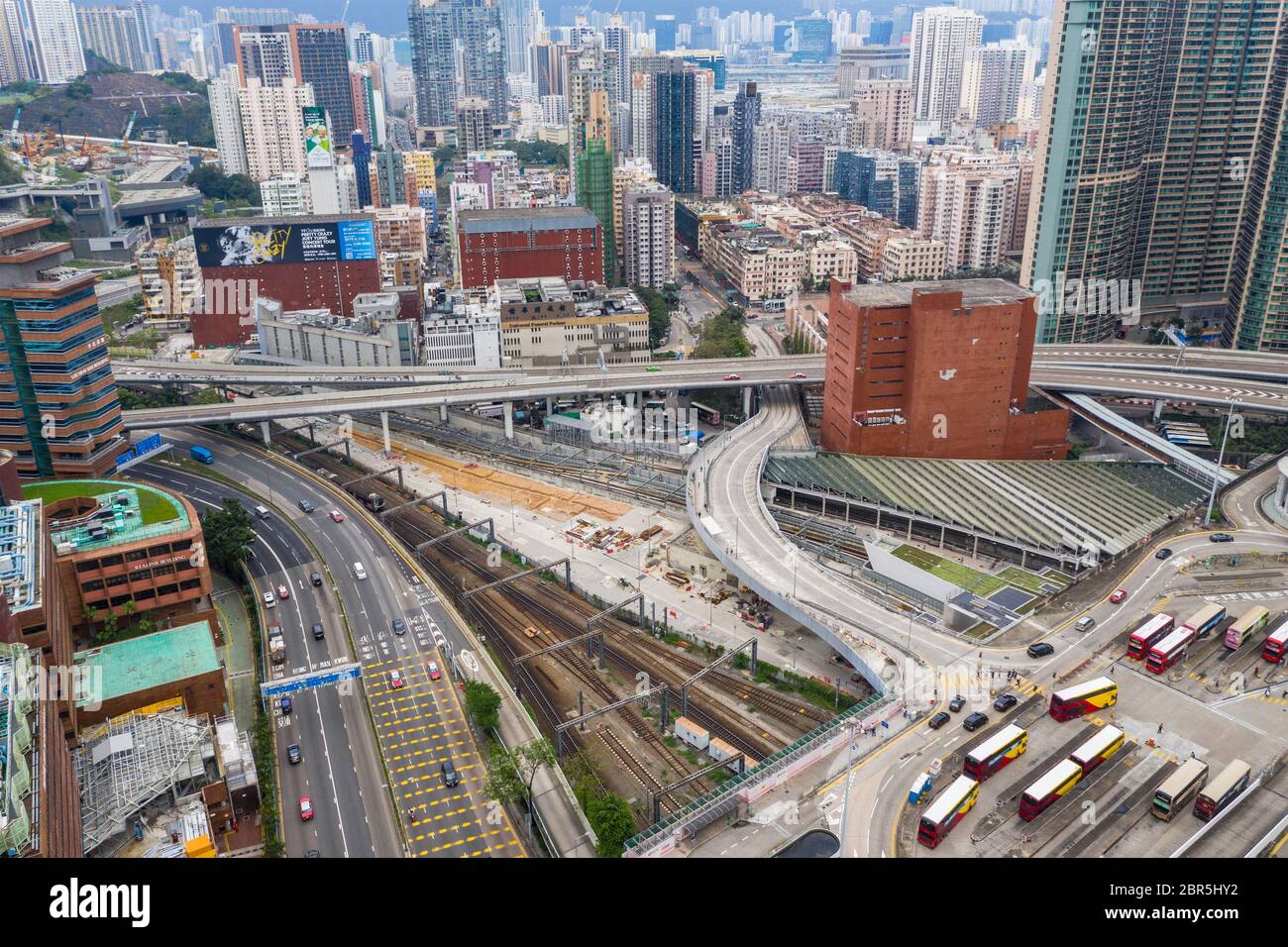 Hung Hom, Hongkong 21. April 2019: Blick von oben auf die Stadt Hongkong Stockfoto