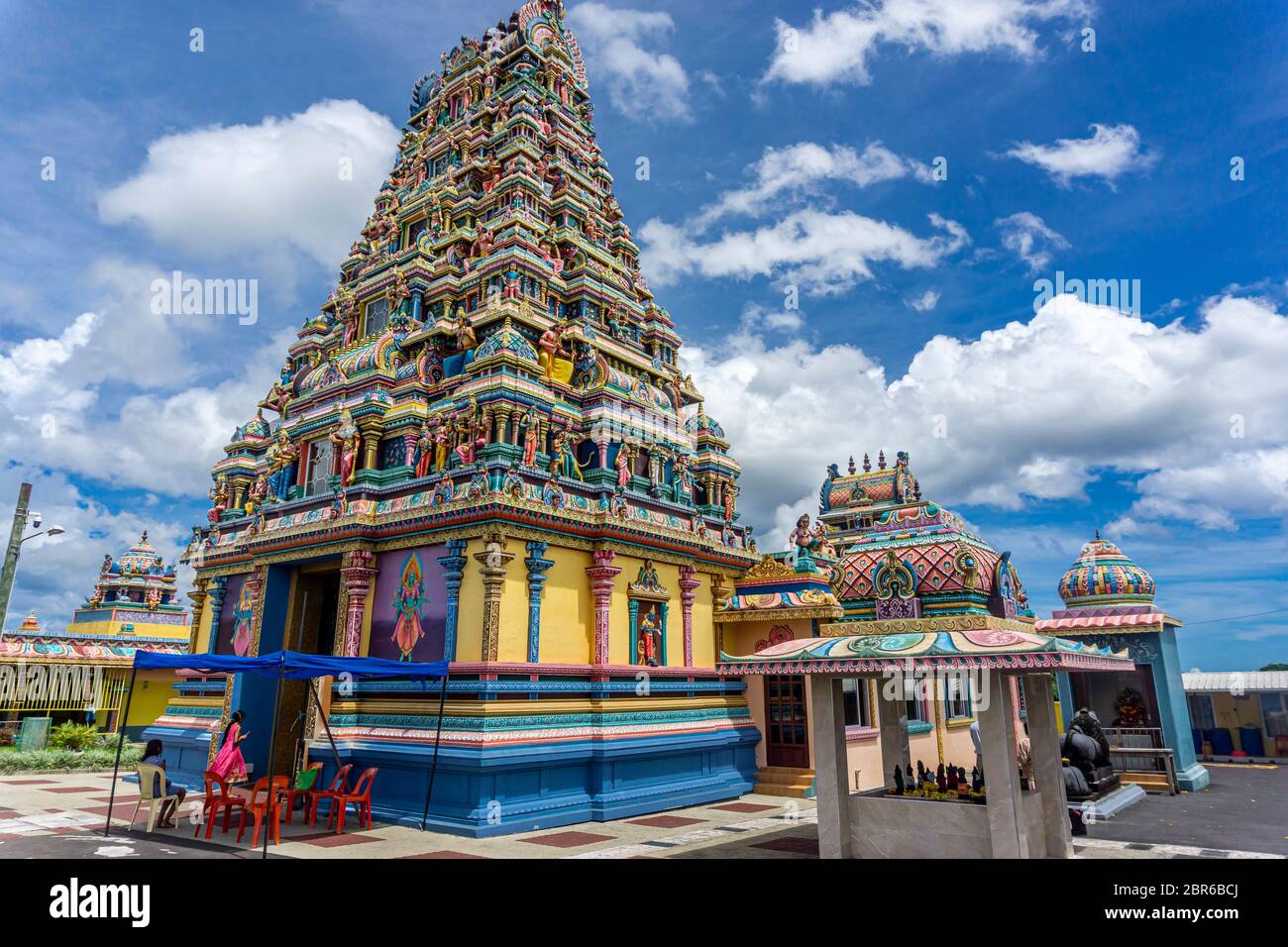 Camp Diable, Mauritius, Januar 2020 - der Toukay-Tempel ist ein tamilischer Tempel im Süden, der von Einheimischen und Ausländern gleichermaßen bekannt und besucht wird Stockfoto