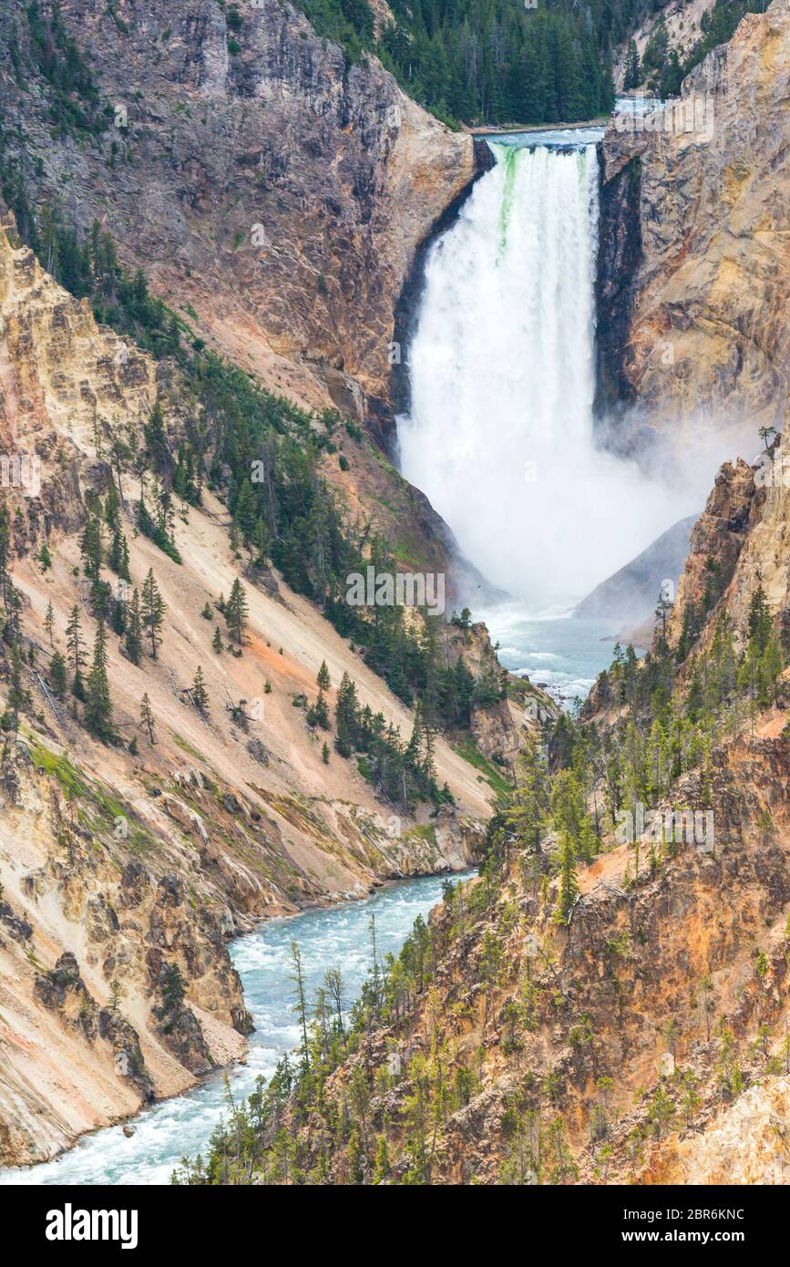 Obere Wasserfälle am Tag in gelben Stein Yellowstone Nationalpark,Wyoming.us a. Stockfoto