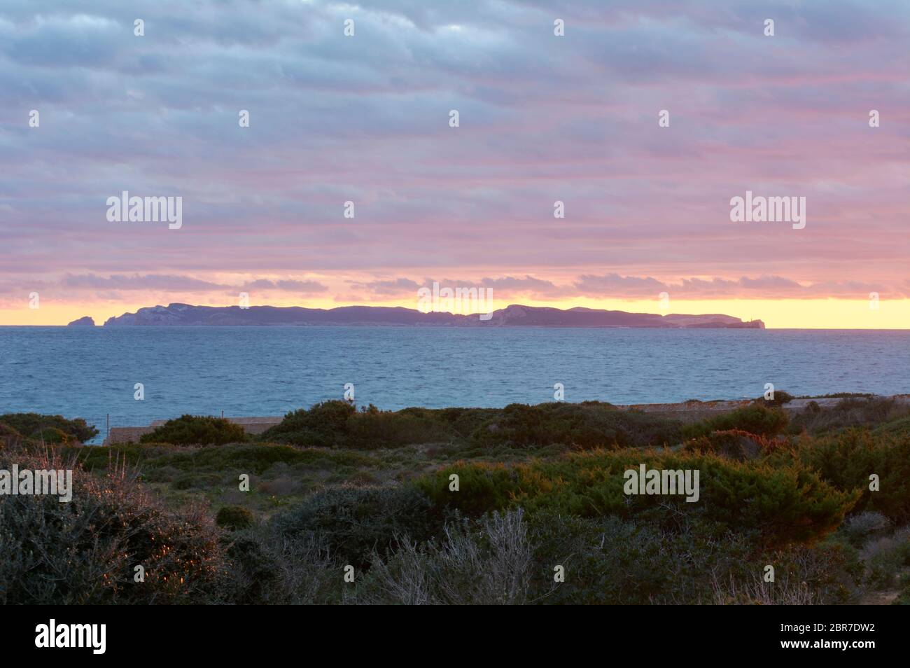 Leuchtturm am Cap de Ses Salines. Mallorca, Spaniencabrera Insel balearen mittelmeer isla de cabrera vista desde Cap ses selines mallorca Stockfoto