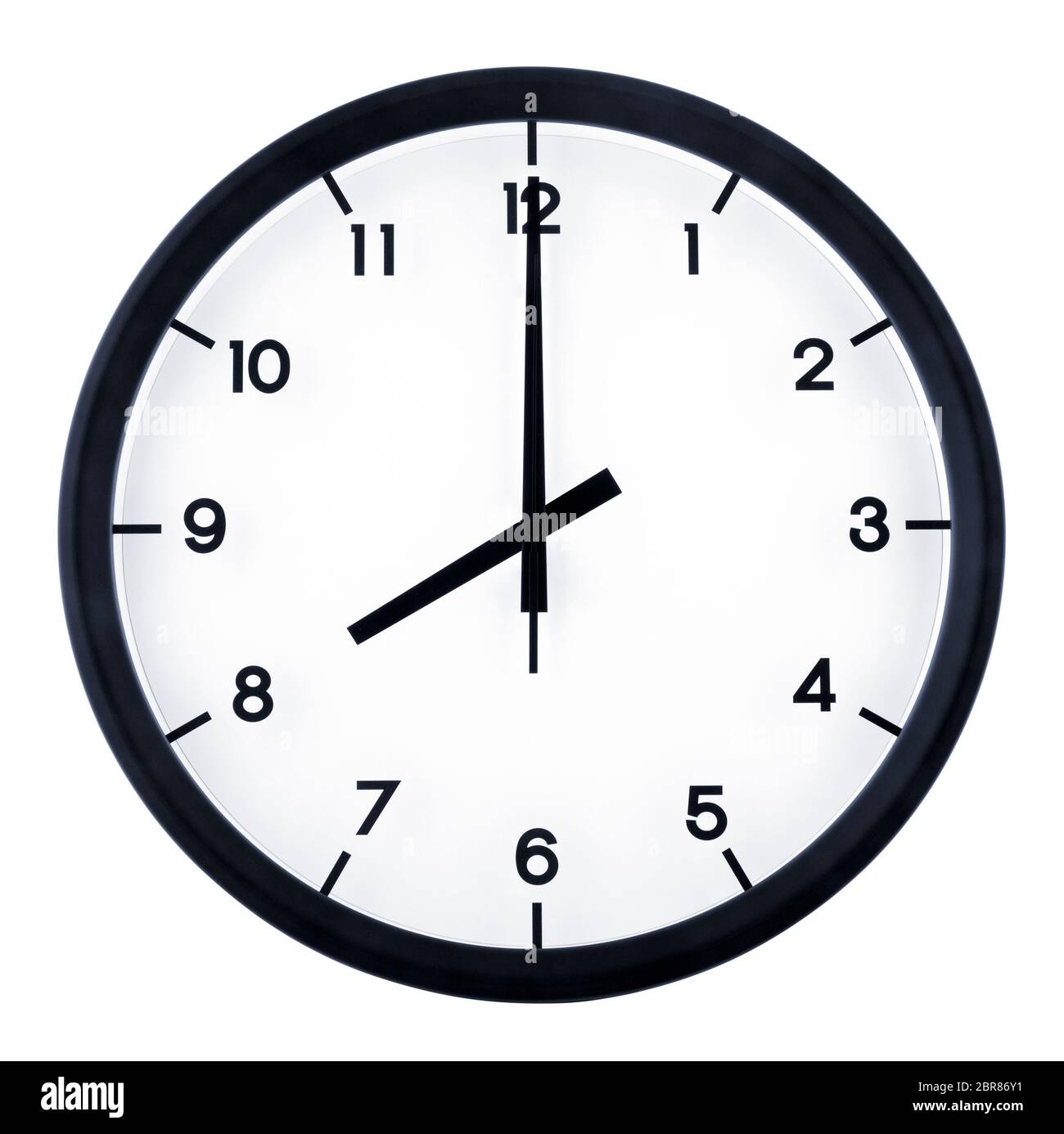 Klassische analoge Uhr zeigt auf 08:00, isoliert auf weißem Hintergrund  Stockfotografie - Alamy