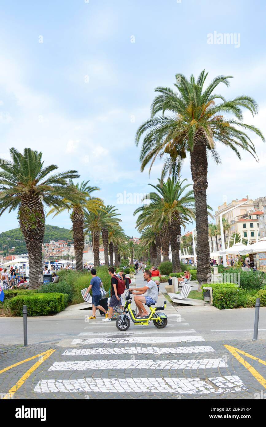 Die Riva Promenade in Split, Kroatien. Stockfoto