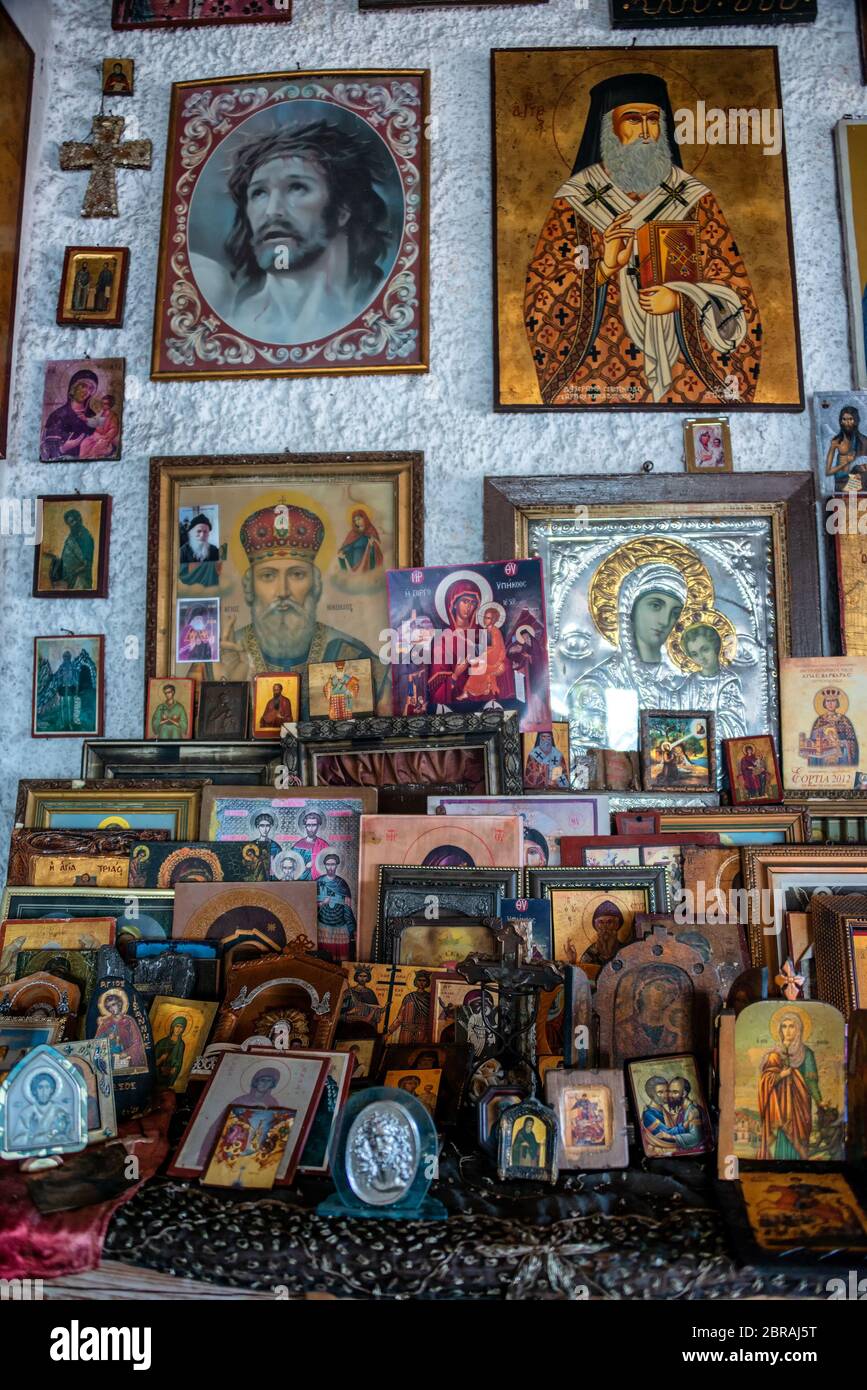 Ekklisia agia varvara Fotos und Bildmaterial in hoher Auflösung Alamy