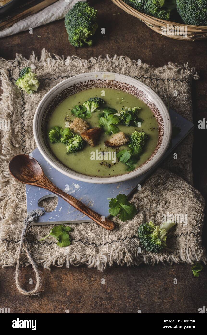 Köstliche Suppe Hauptgericht, Foodfotografie, hausgemachte Speisen Stockfoto