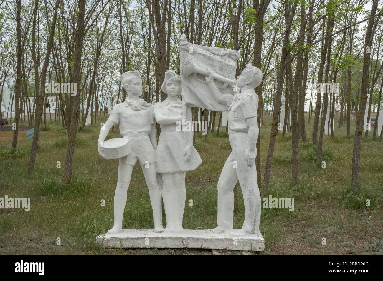 Denkmal der sowjetischen Pioniere im Museum des sozialistischen Realismus. Frumuschika Nova, Odessa Oblast, Ukraine, Osteuropa Stockfoto