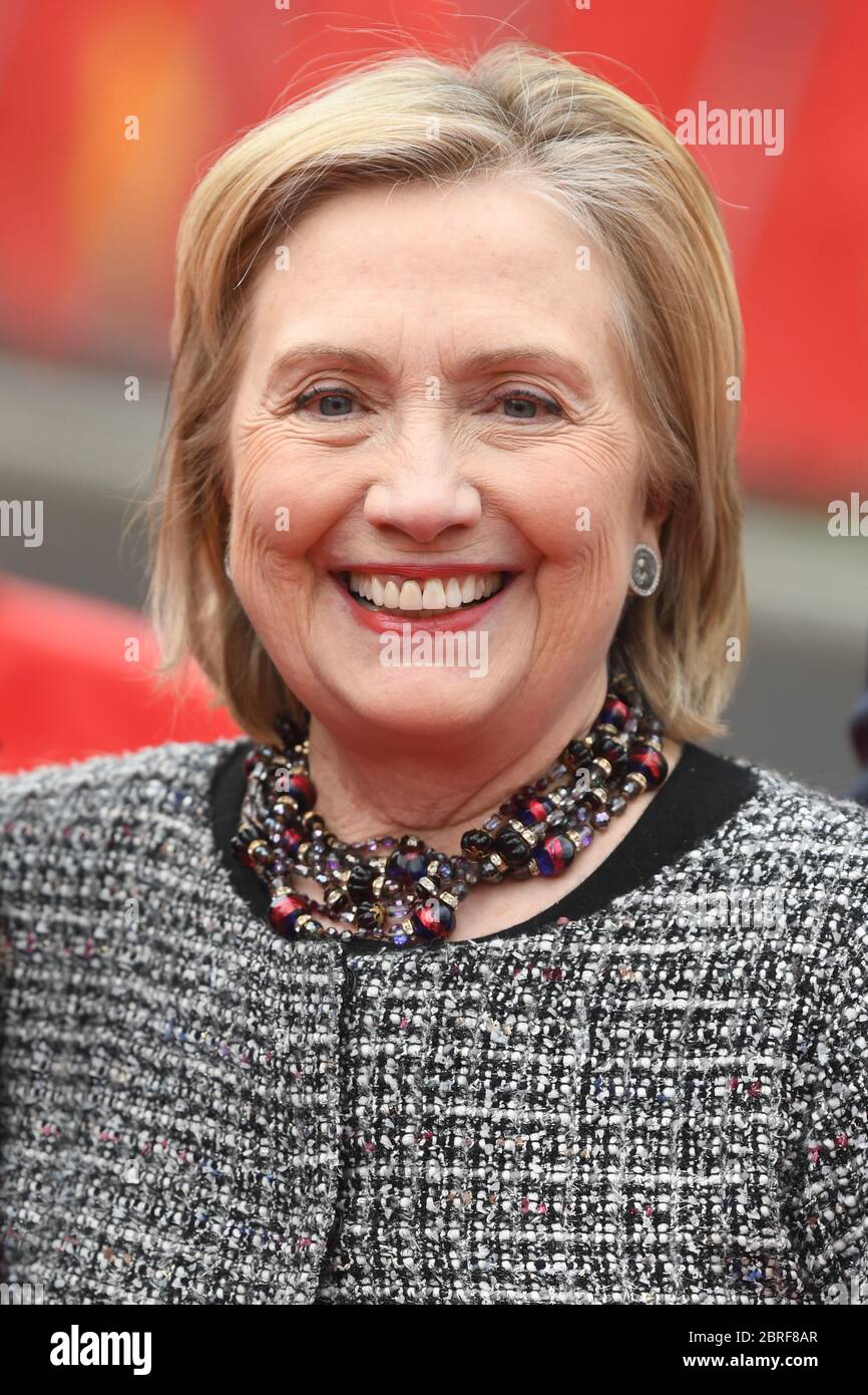 Hillary Rodham Clinton besucht die Vorführung von 'Hillary' während der 70. Internationalen Filmfestspiele Berlin. 24. Februar 2020 © Paul Treadway Stockfoto