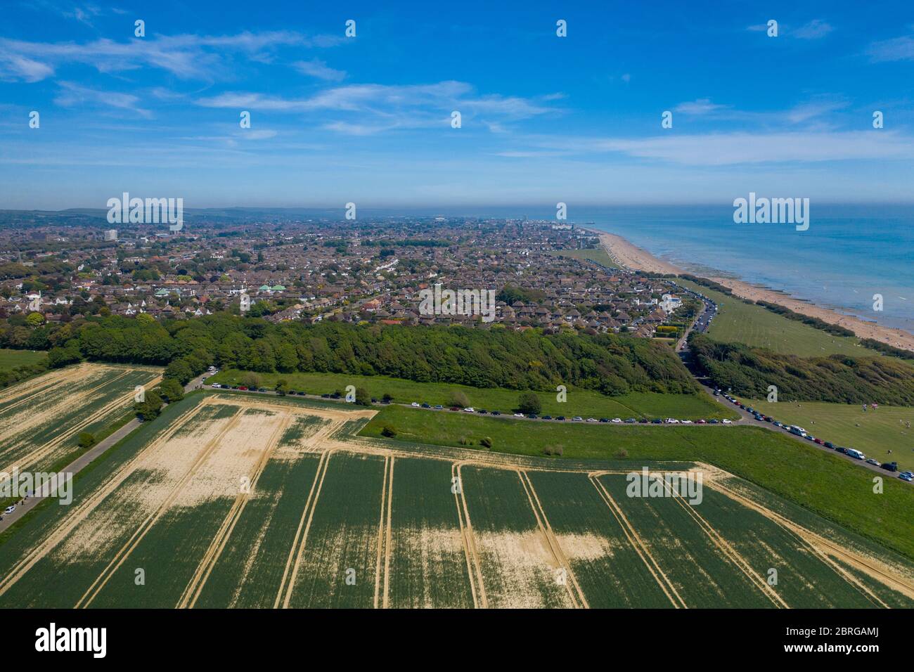 Goring by Sea und Worthing Town Luftbild entlang der wunderschönen Südküste Englands. Stockfoto