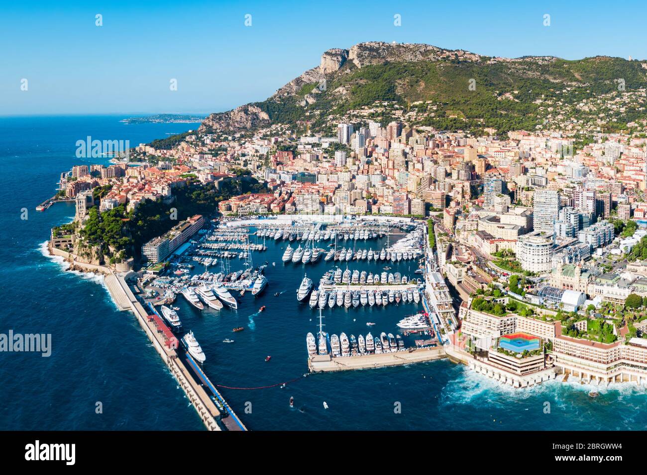 Monte Carlo Anschluss Antenne Panoramablick in Monaco. Monaco ist ein Land an der Französischen Riviera in der Nähe von Frankreich in Europa. Stockfoto