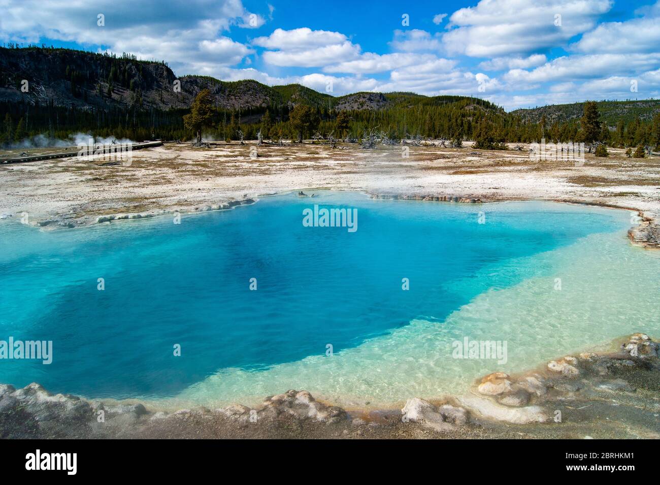 Deep Blues of a Yellowstone Hot Spring Stockfoto
