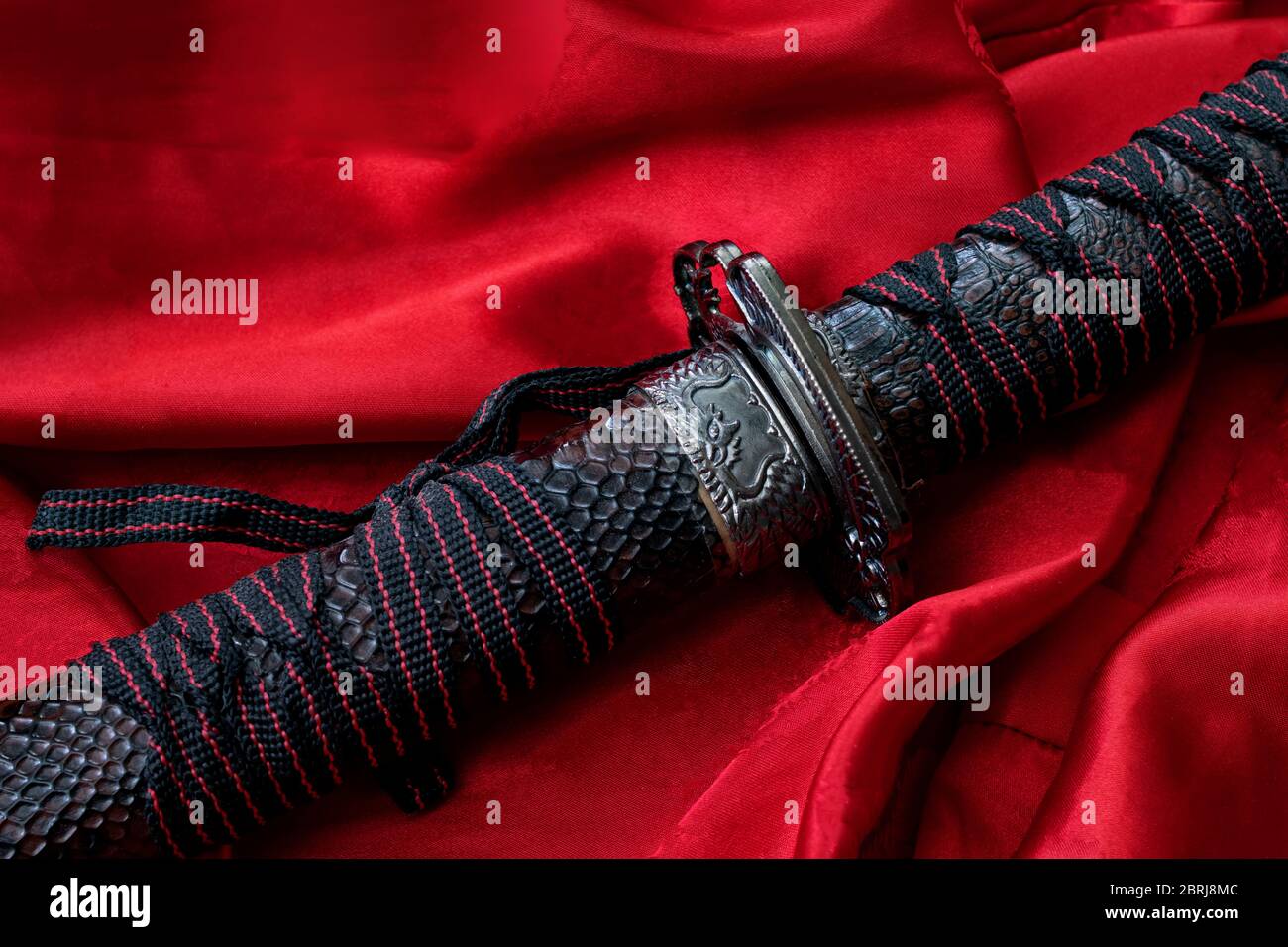 Katana Black Handle Stockfotos Und Bilder Kaufen Alamy