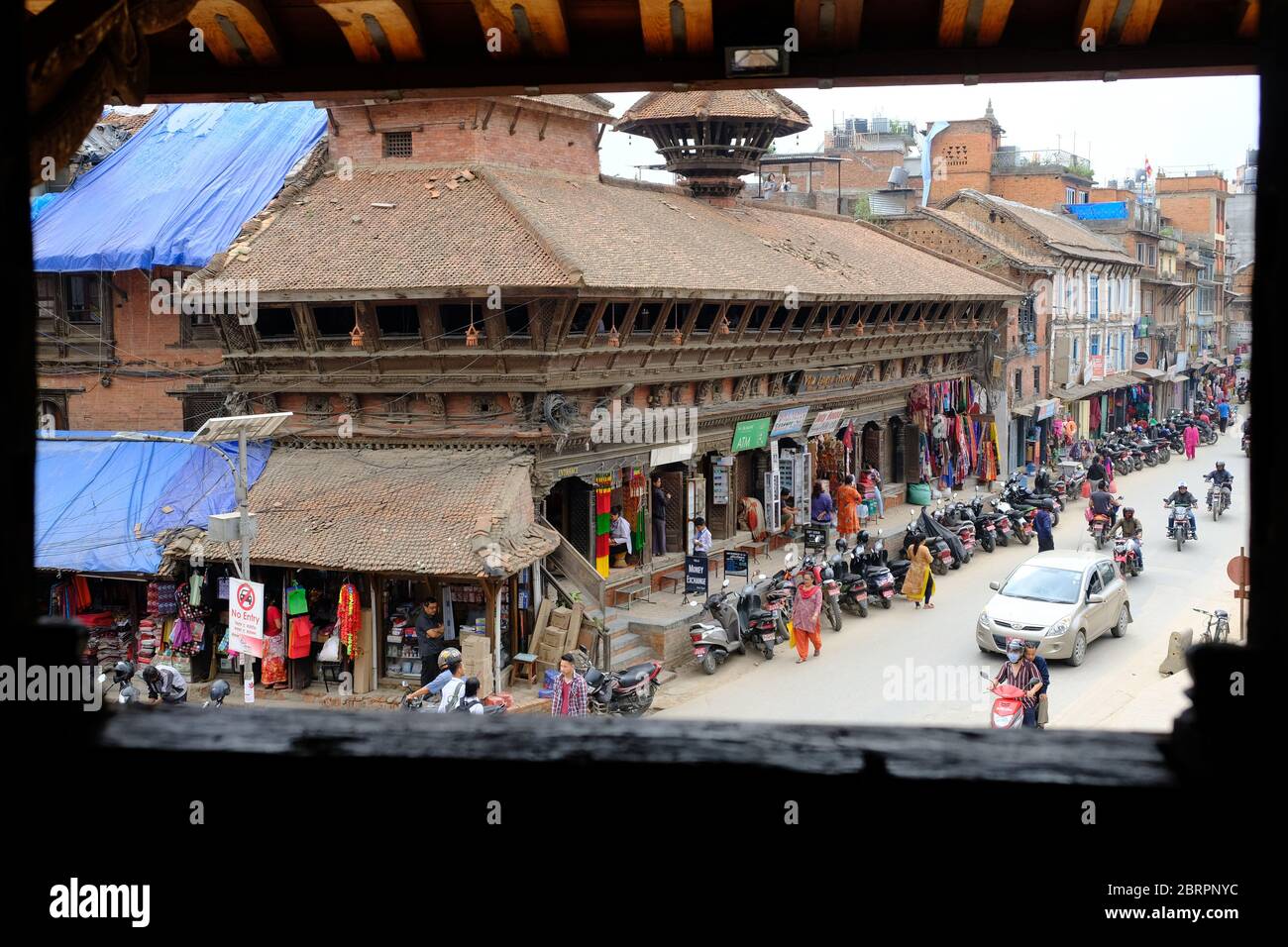 Lalitpur Nepal - Patan Durbar Square Fenster Blick Stockfoto
