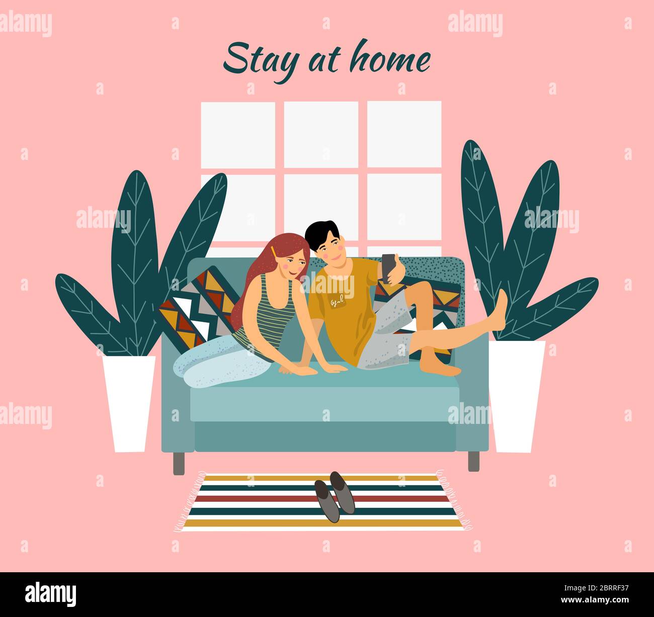 Bleib zu Hause. Ein junges Paar, das auf einem Sofa sitzt und Selfies auf einem rosa Hintergrund macht. Vektor flache Abbildung. Stock Vektor