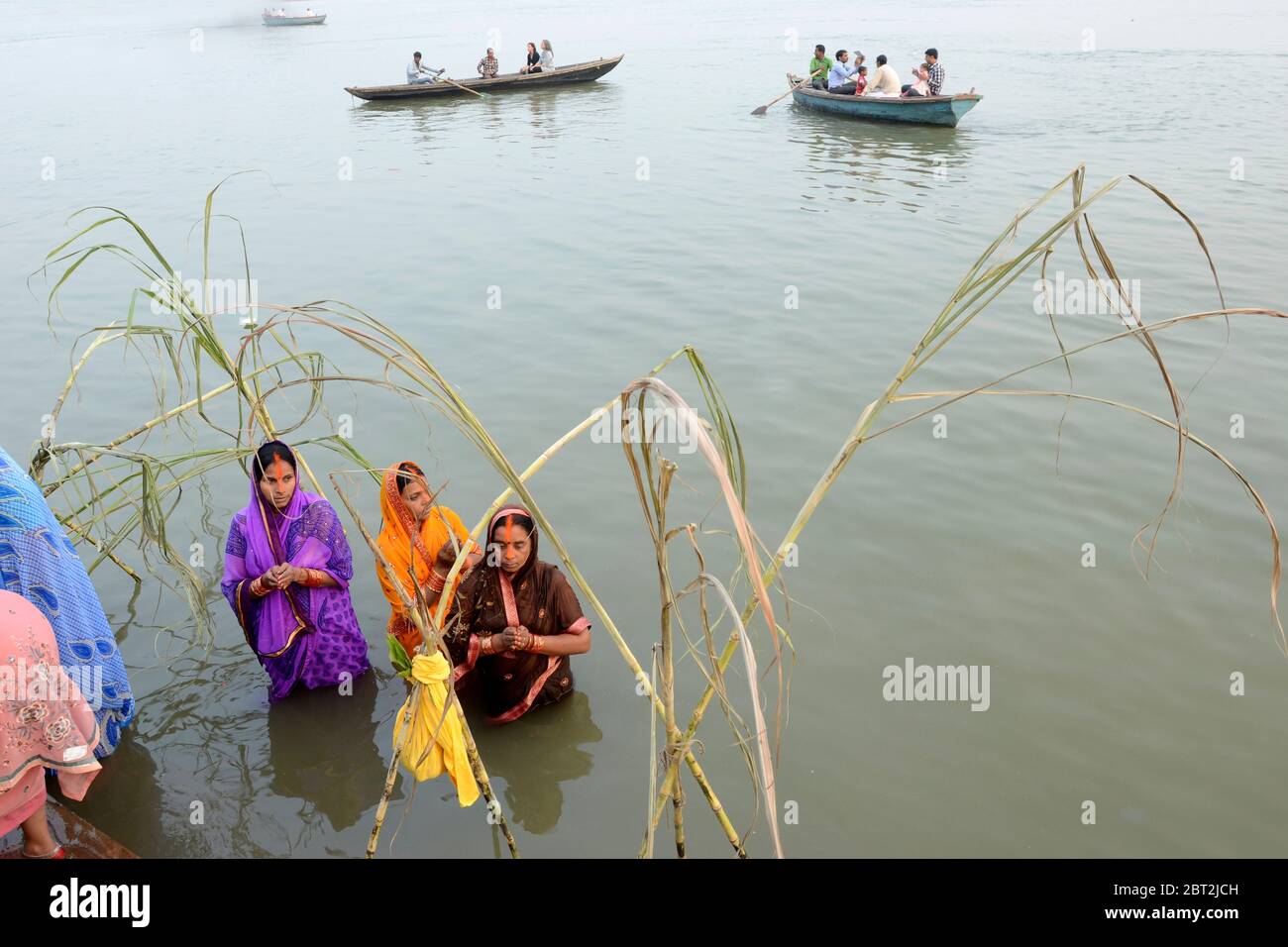 Chhath Pujo in varanasi indien Stockfoto