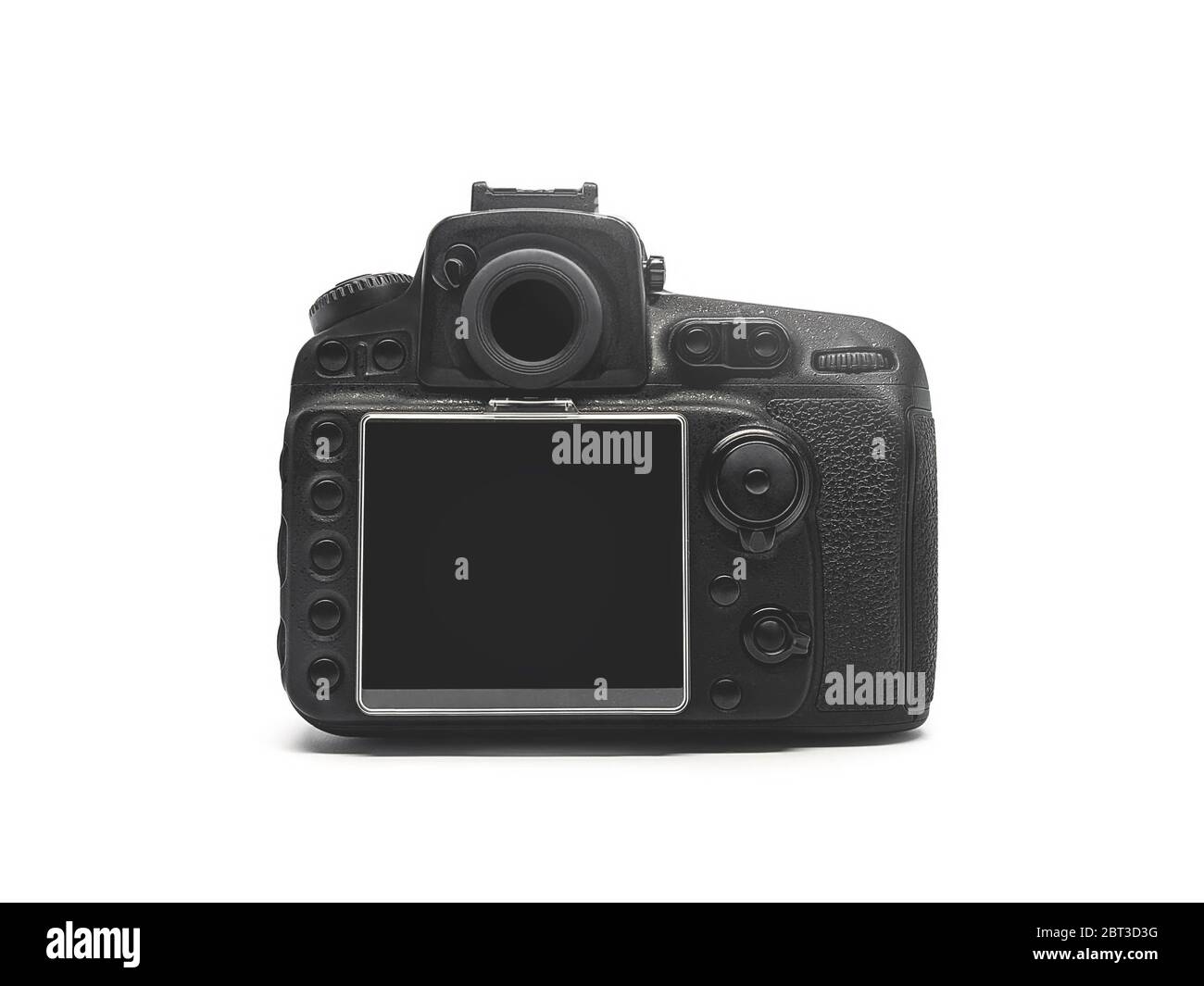 Rückansicht einer schwarzen Digitalkamera auf weißem Hintergrund. Stockfoto