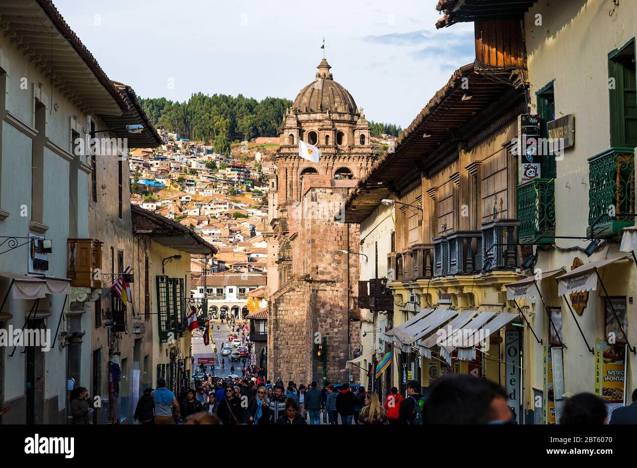 Cusco, Peru - 11. Oktober 2018: Center Street von Cusco Stadt in Peru Stockfoto