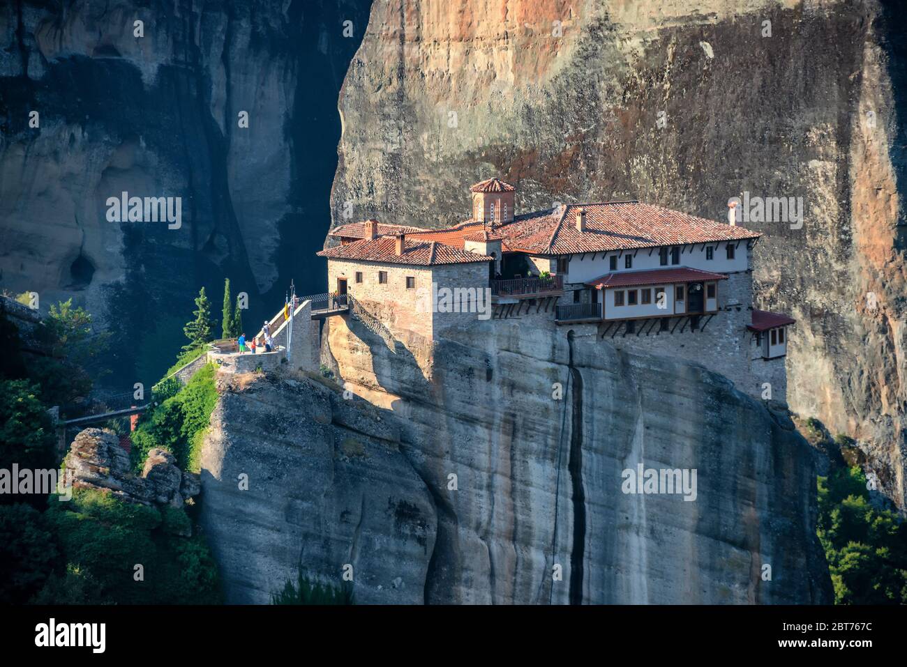 Das Kloster von Rousanou (Arsánou) in Meteora Felsformation, Thessalien Griechenland. Griechische Reiseziele Stockfoto