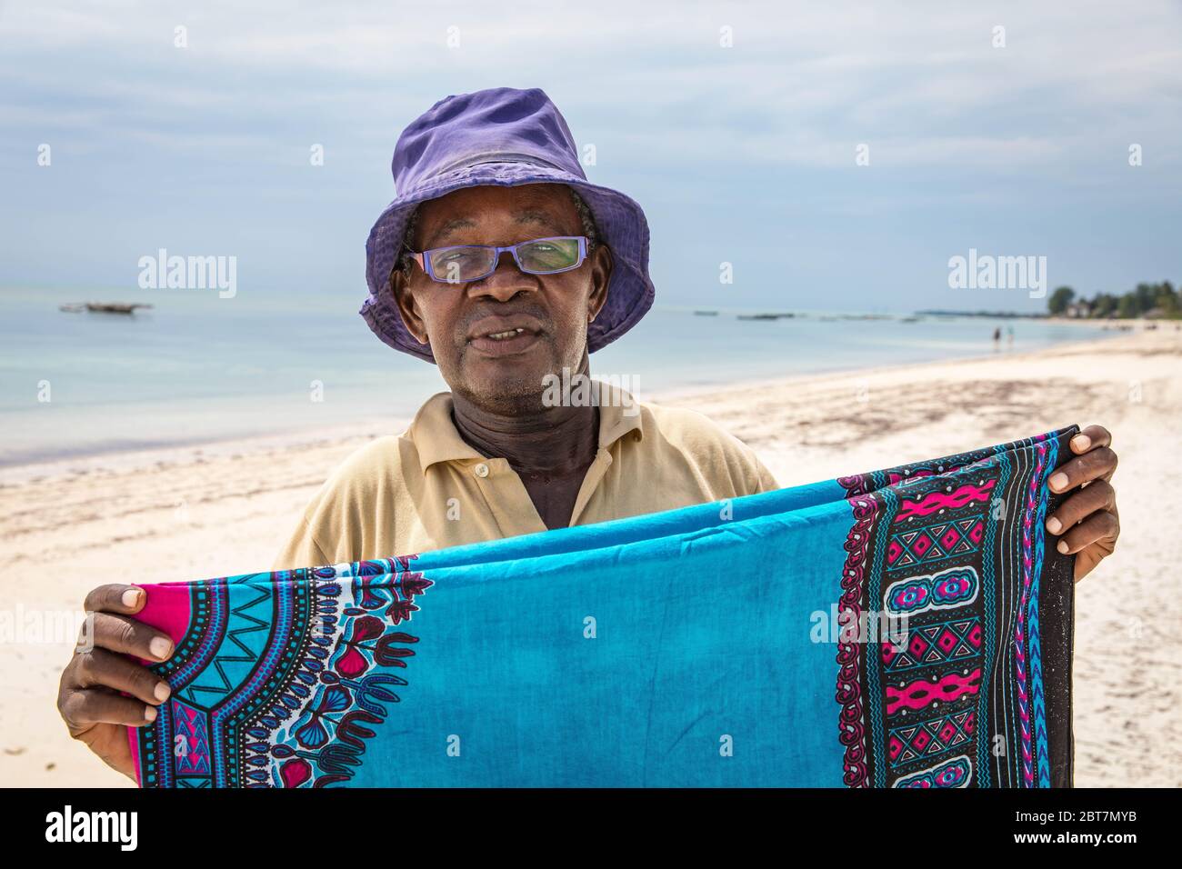 Sansibar vor der Küste Tansanias ist einer der größten kulturellen Schmelztiegel der Welt, mit arabischen, indischen, europäischen und einheimischen afrikanischen Einflüssen. Stockfoto