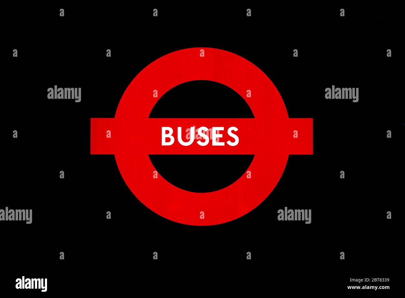 Buses TFL Schild an der Rückseite einer Bushaltestelle, London, UK Stockfoto