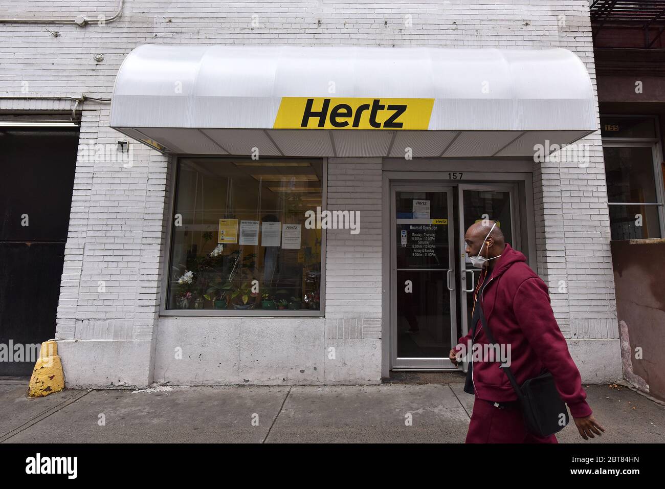 New York City, USA. Mai 2020. Hertz Global Holdings Inc., eine der größten Autovermietungen in Amerika, hat am Freitag, den 22. Mai wegen der hohen Verschuldung und des wirtschaftlichen Abschwungs infolge der COVID-19-Pandemie in New York, NY, den 23. Mai 2020, Insolvenzschutz beantragt. (Anthony Behar/Sipa USA) Credit: SIPA USA/Alamy Live News Stockfoto