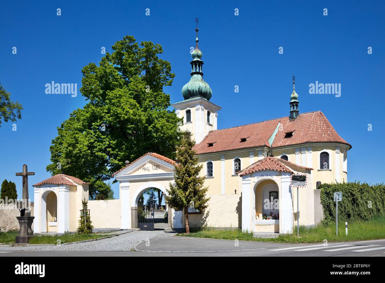 Kostel Nanebevzetí Panny Marie, Sedlcany, Tschechische Republik, Sedlcany, Cetral Böhmische Region, Tschechische republik Stockfoto