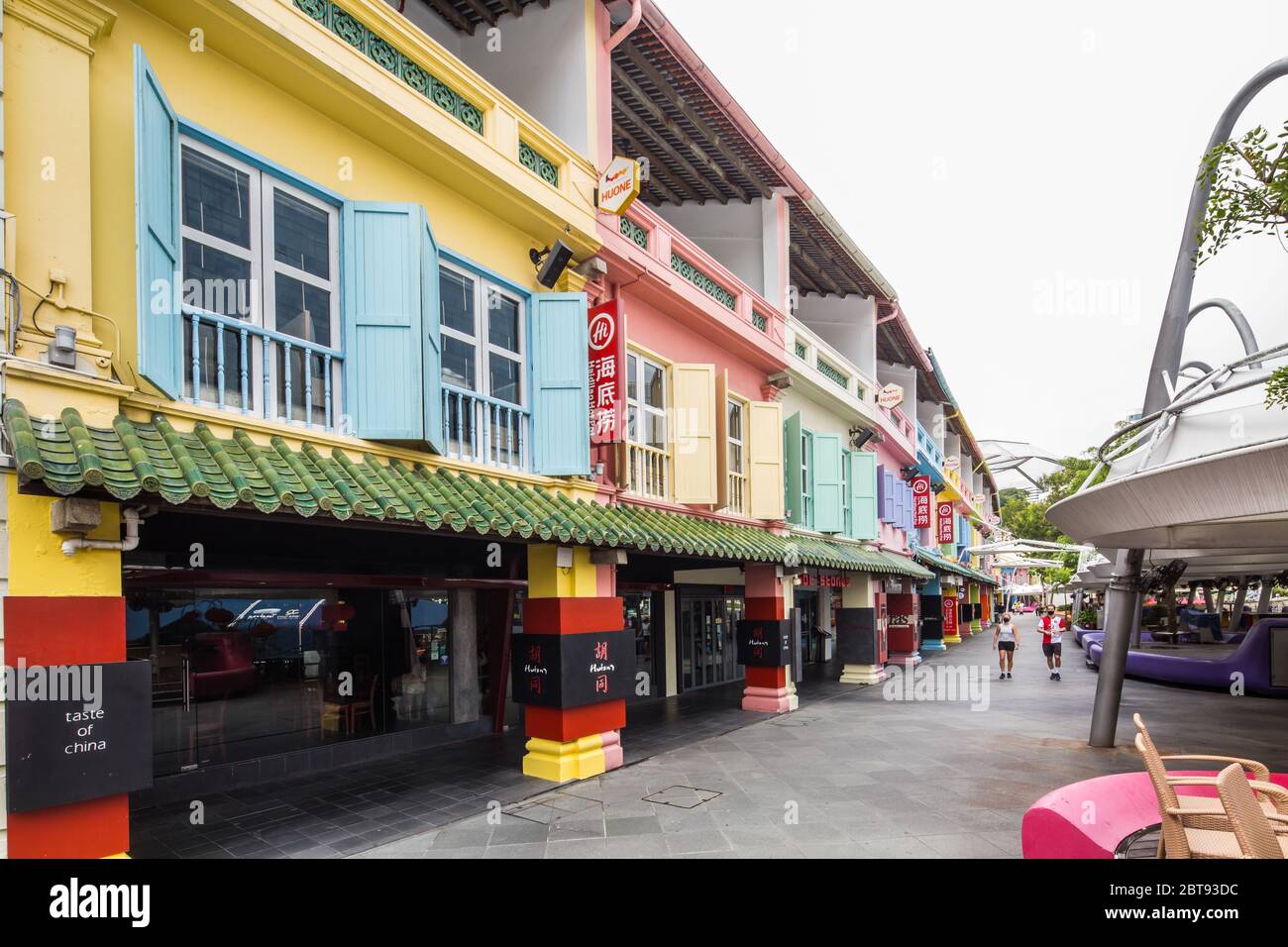 Alle Restaurants im Clarke Quay sind während der Pandemieperiode 19 in Singapur geschlossen. Stockfoto