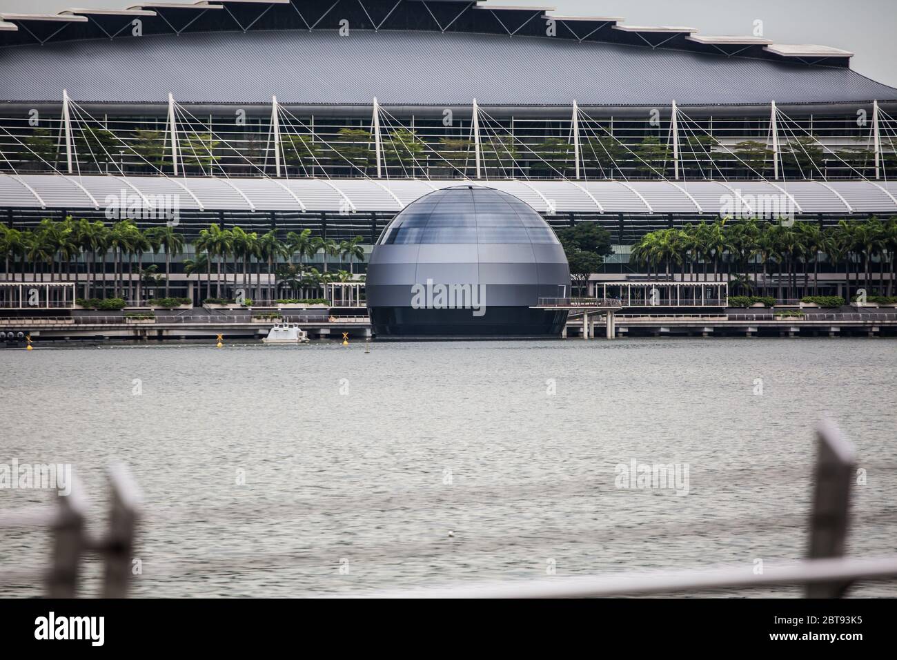 Potenzielle Website für Apple neuen Store in Singapur, Design von Foster und Partners Architekturbüro. Stockfoto