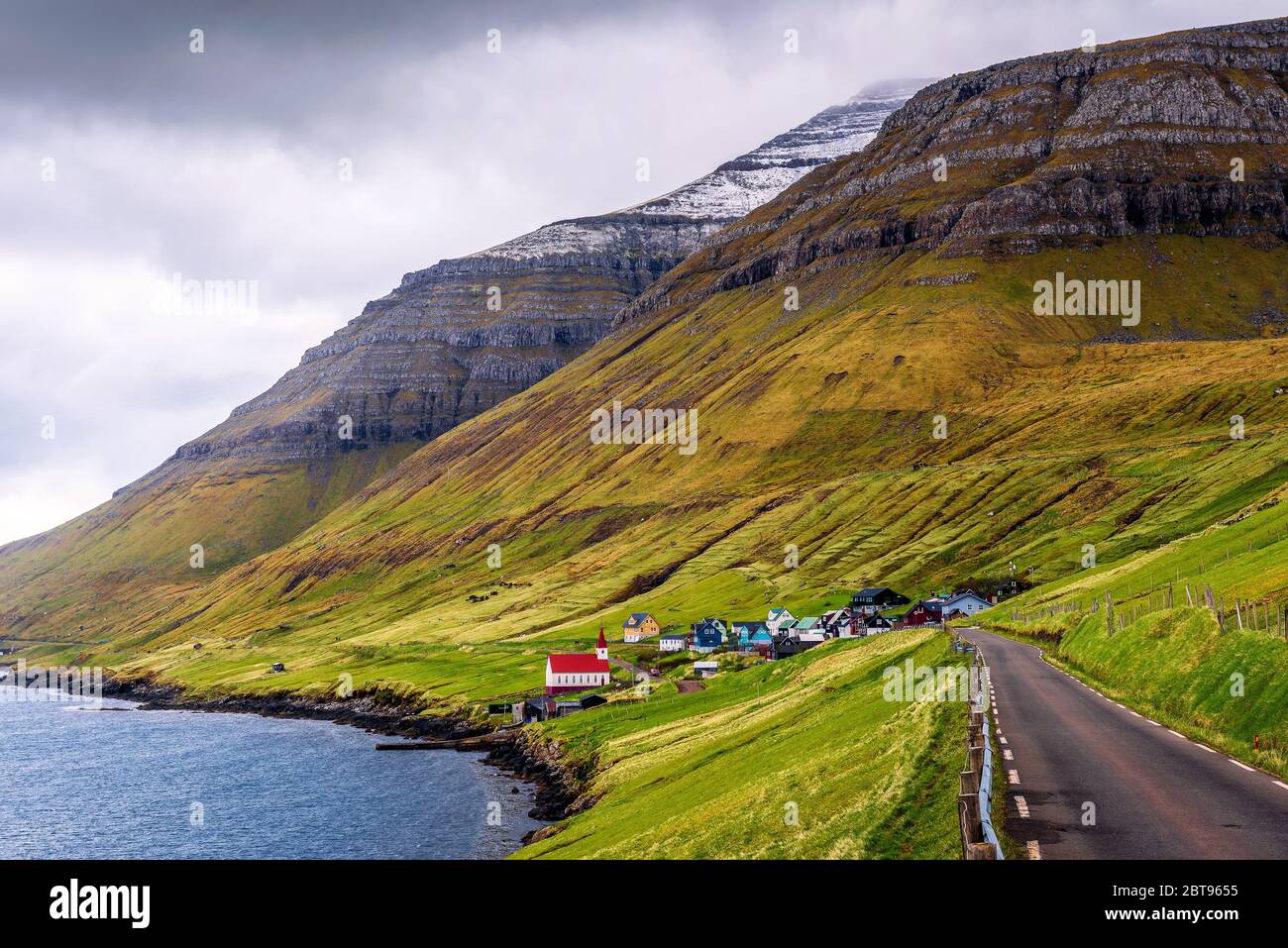 Dorf Husar auf der Insel Kalsoy in Färöer-Inseln Stockfoto