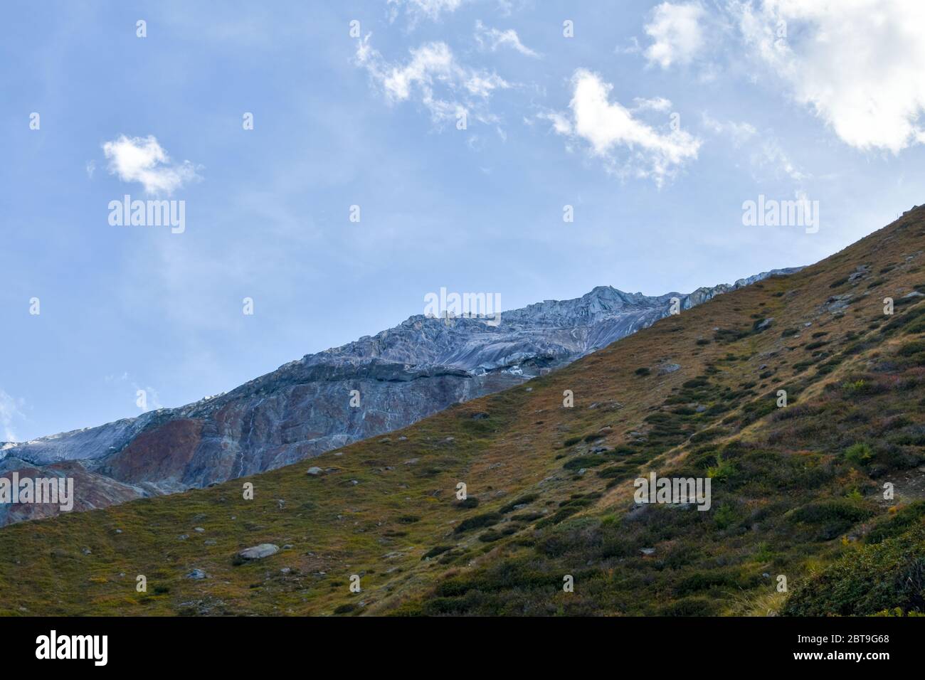 Intensive Gletscherschmelze infolge der globalen Erwärmung. Stockfoto