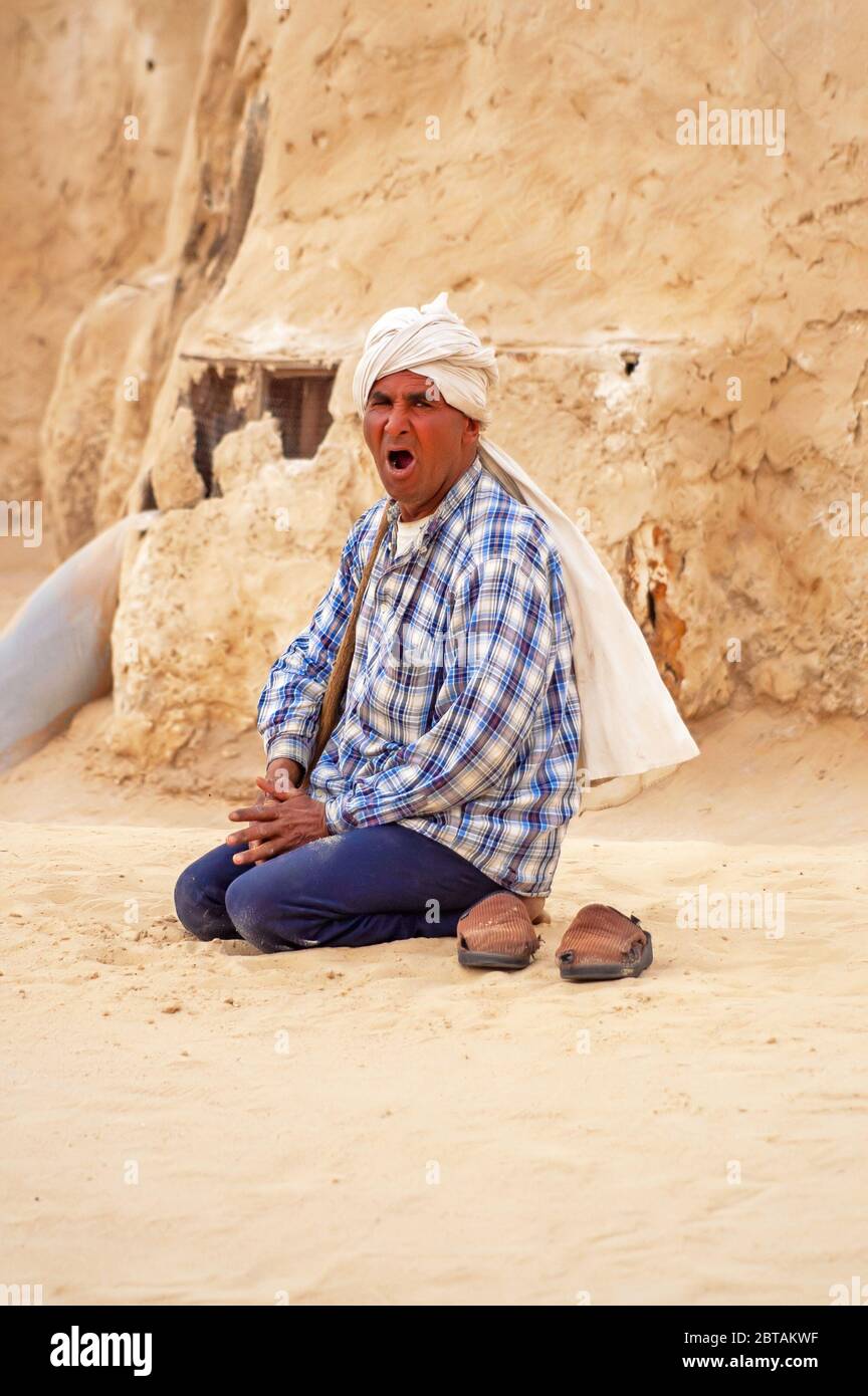 Tunesischer Mann Stockfotos Und Bilder Kaufen Alamy
