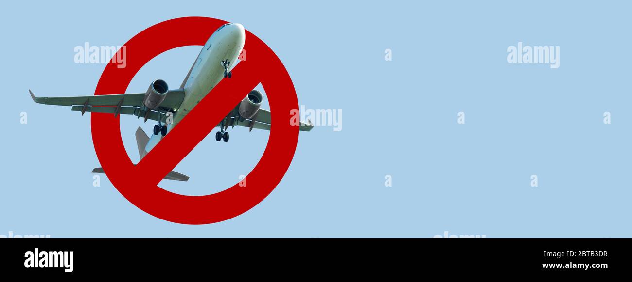 Flugzeug mit Verbotsschild. Symbol des Flugverbots während der Coronavirus-Pandemie Stockfoto