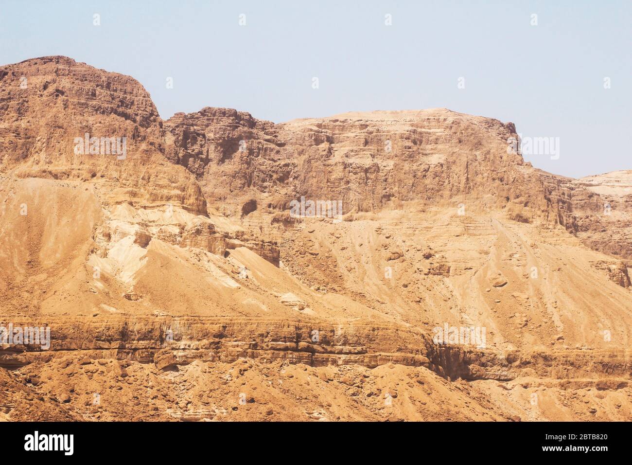 Landschaft mit Berggipfeln in der Nähe des Toten Meeres in Israel Stockfoto