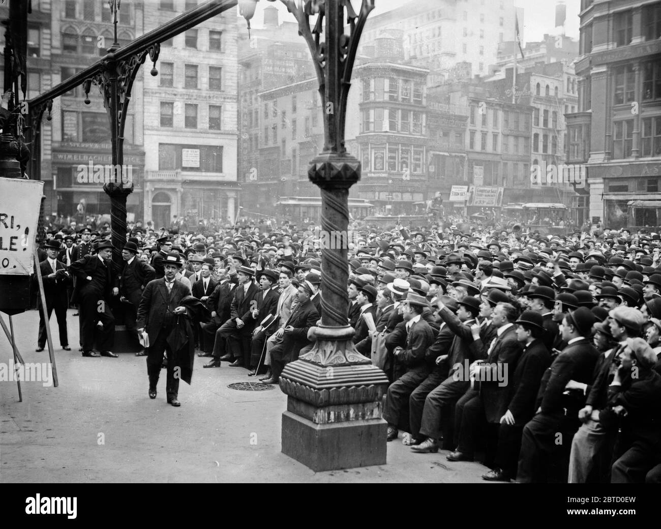 Der Labor-Führer Joseph James Ettor (1886-1948) sprach während des Brooklyn-Barbers-Streiks von 1913, Union Square, New York City Stockfoto