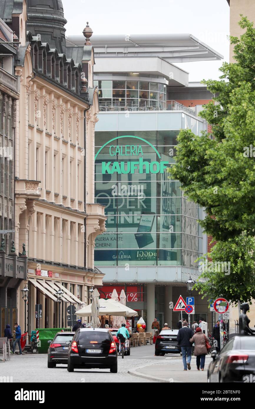 Galeria Kaufhof Gmbh Stockfotos und -bilder Kaufen - Alamy