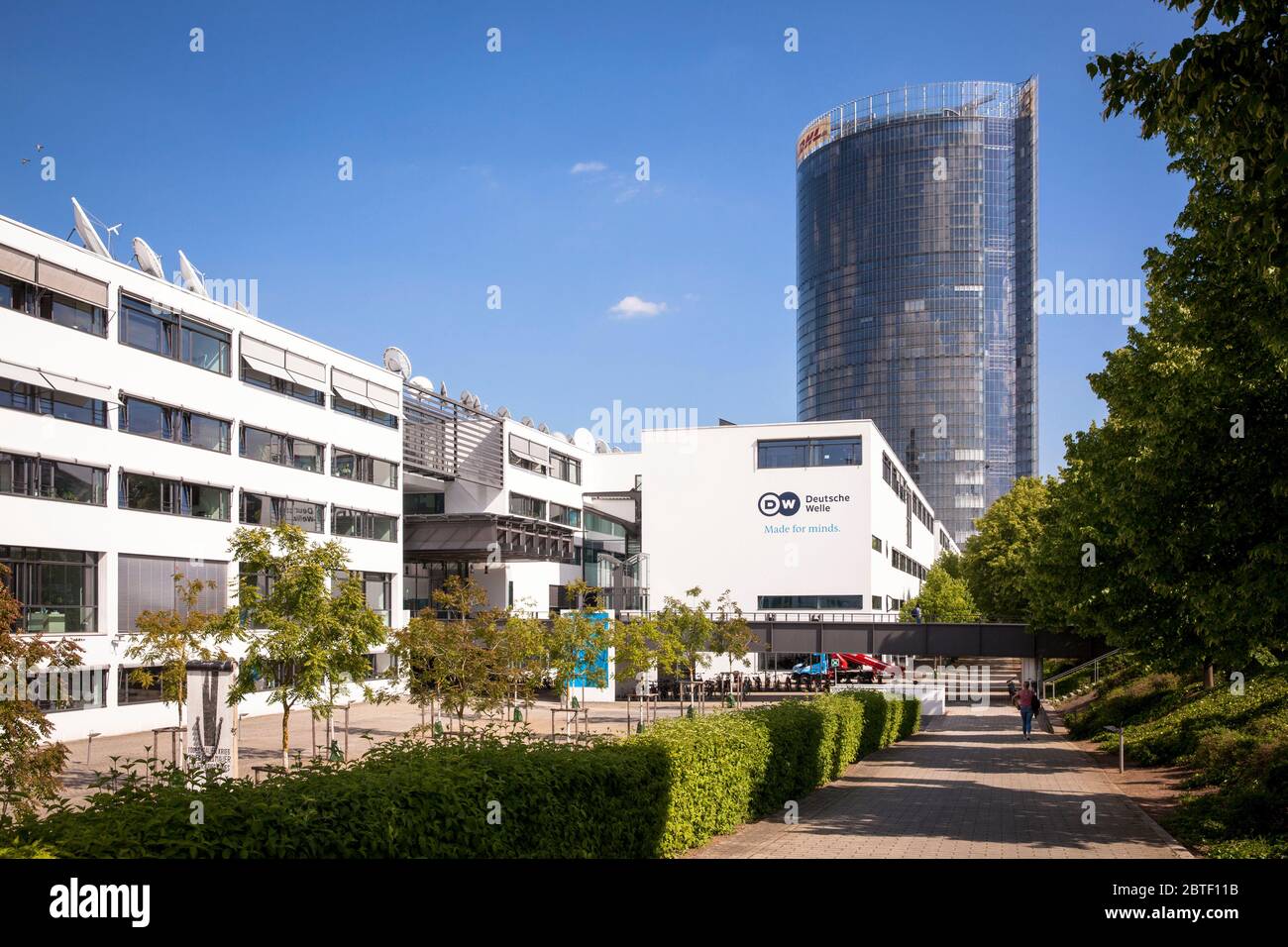 Hauptsitz der Deutschen Welle und des Postturms, Sitz des Logistikunternehmens Deutsche Post DHL Group, Bonn, Nordrhein-Westfalen, Ge Stockfoto