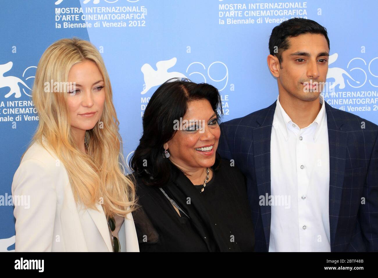 Riz Ahmed And Mira Nair Stockfotos Und Bilder Kaufen Alamy