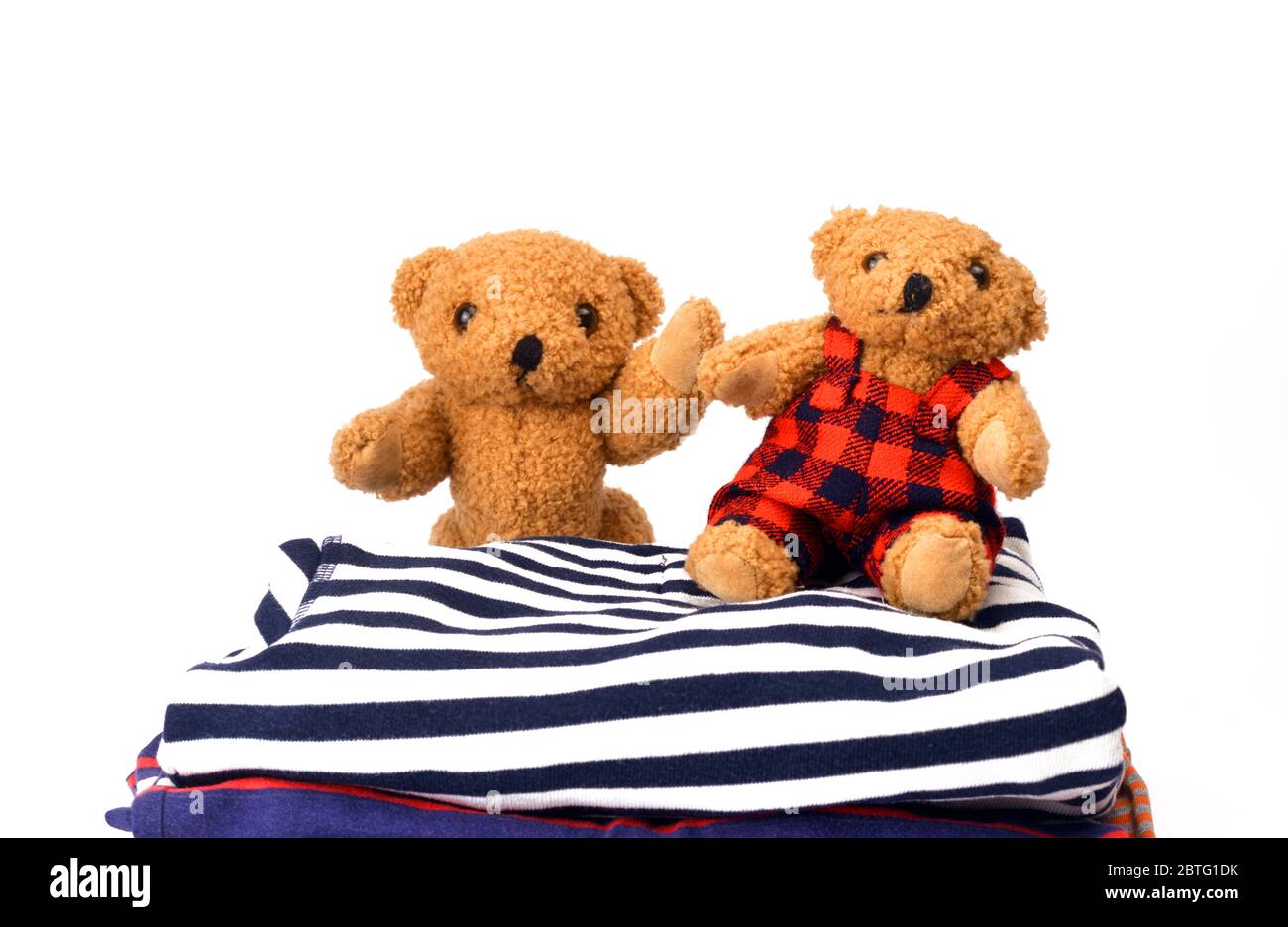 Zwei Teddys grüßen von T-Shirts Stockfoto