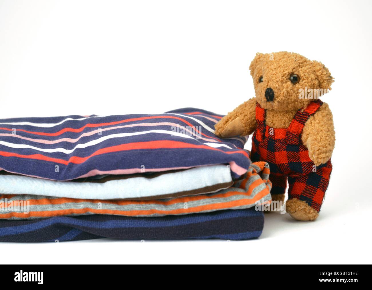 Teddy und Kinder-T-Shirts Stockfoto